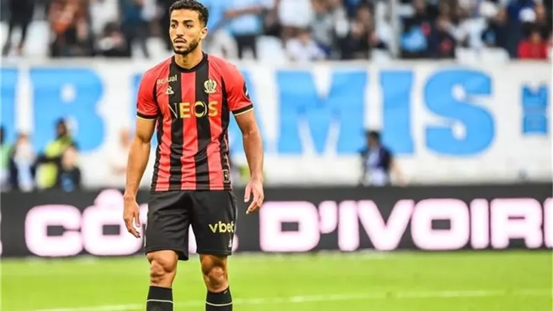 محمد عبد المنعم علي رأس تشكيل نيس أمام أوكسير في الدوري الفرنسي