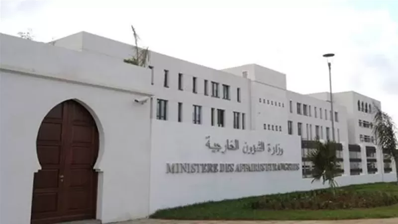 الجزائر تستنكر الهجوم على خط أنابيب شرق-غرب بالسعودية
