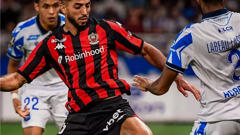 بمشاركة محمد عبد المنعم .. نيس يخسر أمام أوكسير بالدوري الفرنسي