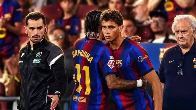 تشكيل برشلونة أمام ليفانتي.. يامال ورافينيا وجوردون في الهجوم
