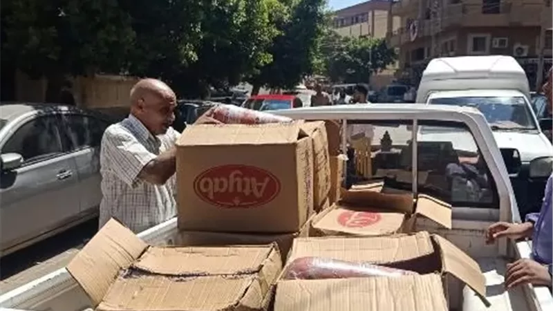 ضبط 320 كجم لانشون غير صالح والتحفظ على سيارة محملة بمخلفات دواجن