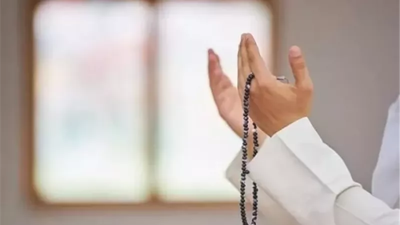تجنب الإغراق في التفاصيل..كيف تدعو الله دون الوقوع في الاعتداء؟