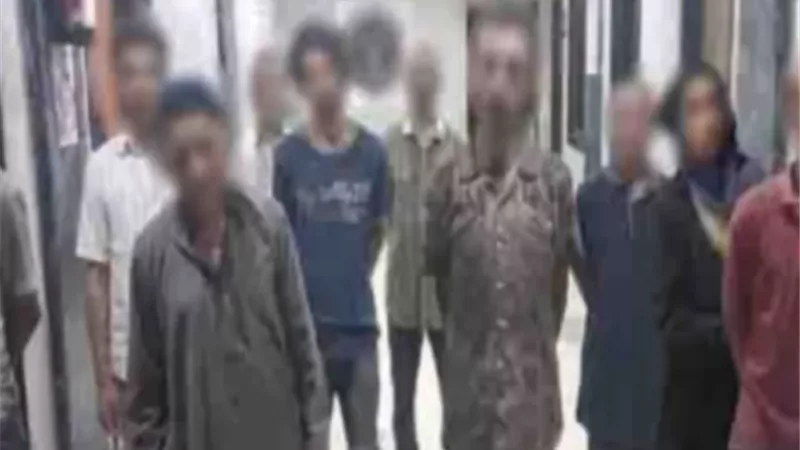 القبض على 9 رجال وسيدة يستغلون 13 طفلا فى التسول بالجيزة