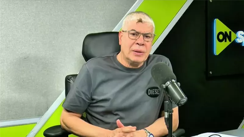 شوبير: 3 لاعبين مرشحين لخلافة عمرو الجزار في الأهلي