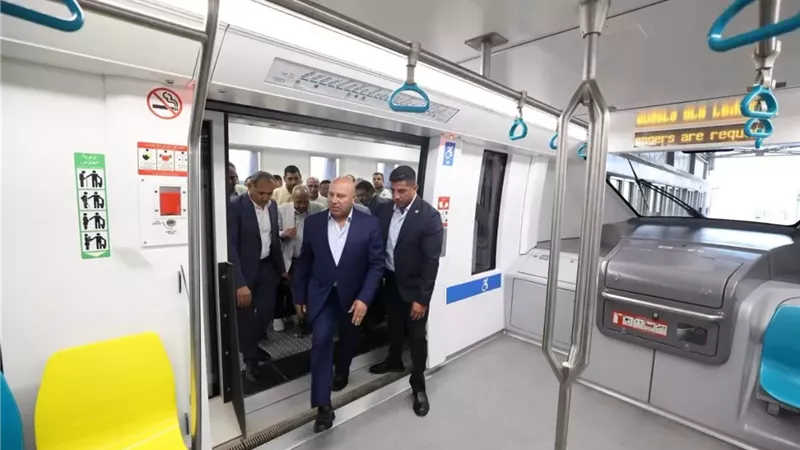 النقل : تخفيض اشتراك الطلبة في مونوريل شرق النيل والقطار الكهربائي بنسبة ٦٠٪؜