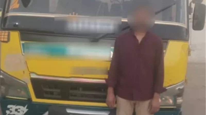 ضبط سائق «ميني باص» تقاضى أجرة أزيد من المقررة بالقاهرة