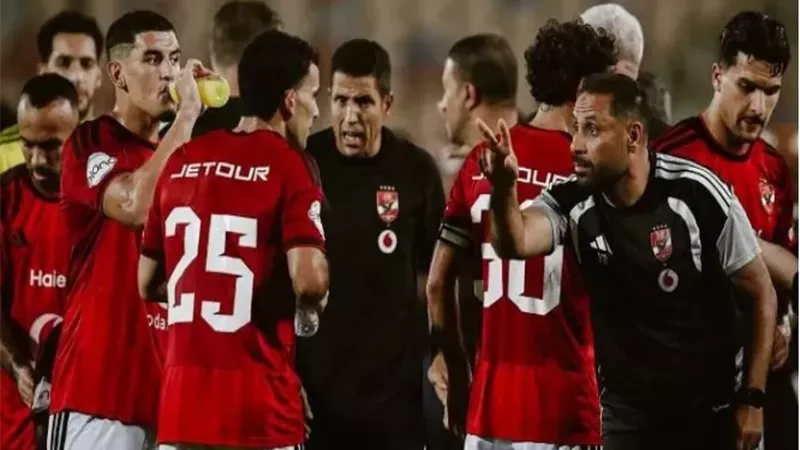 عموتة يتخلي عن عناده في تشكيل الأهلي أمام أبو قير للأسمدة بالدوري