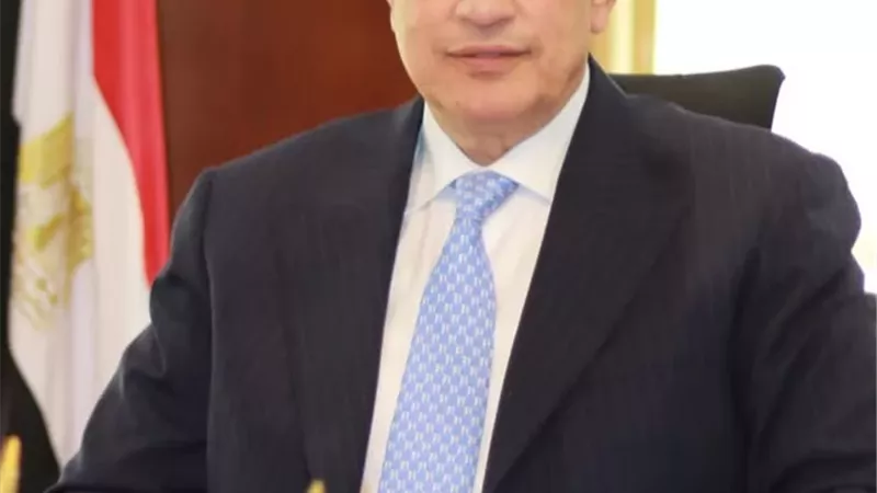 مطار أسوان يستقبل أولى رحلات 