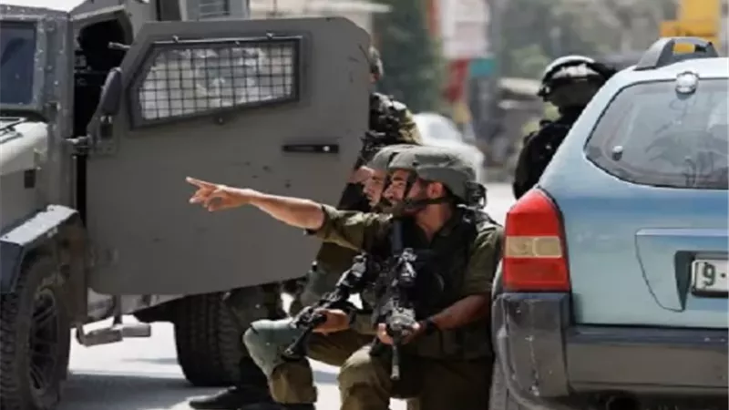 جيش الاحتلال يعلن اعتقال منفذ إطلاق النار في نفيه تسوف بالضفة الغ