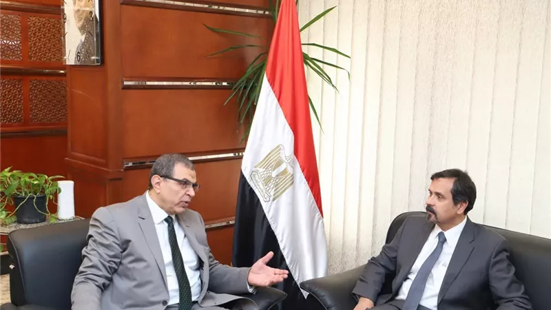 سعفان وكافانا يبحثان توقيع بروتوكول لتدريب الشباب لتطوير مهاراتهم