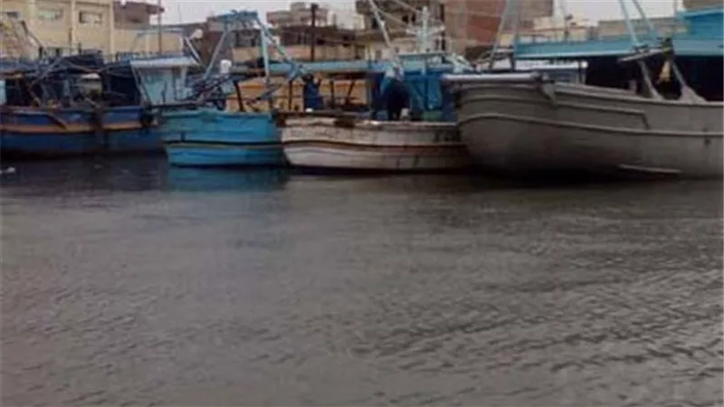 توقف حركة الصيد بكفر الشيخ
