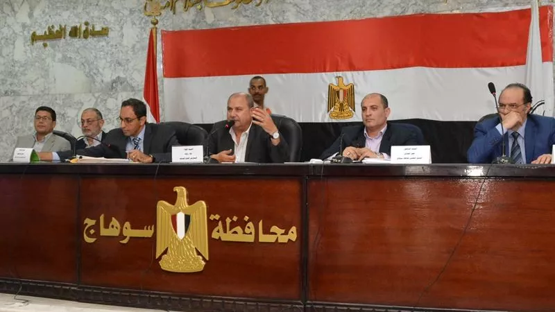 محافظ سوهاج يرفع درجة الاستعداد الى الدرجة القصوى للاستفتاء على التعديلات الدستورية