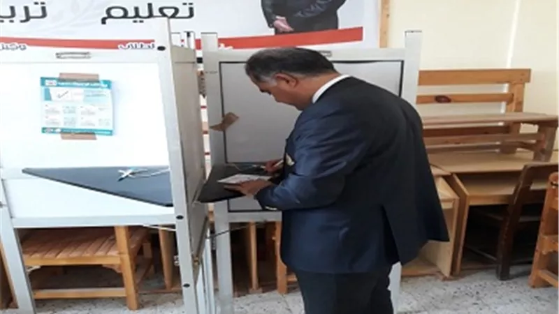 وكيل مجلس النواب يدلى بصوته فى بورسعيد