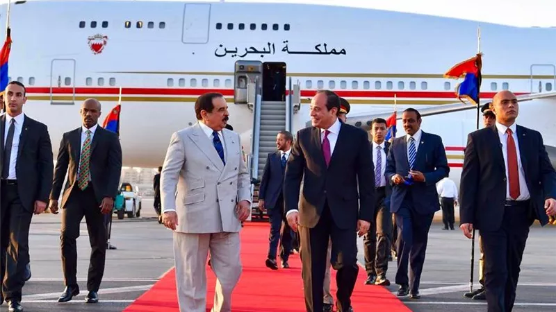 الرئاسة .. زيارة ملك البحرين تهدف لتعزيز العمل العربي المشترك في ضوء التحديات التي تواجهها المنطقة