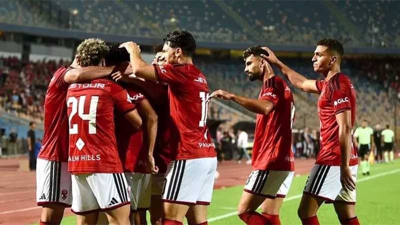 3 صفقات دفاعية علي رأس أولويات الأهلي