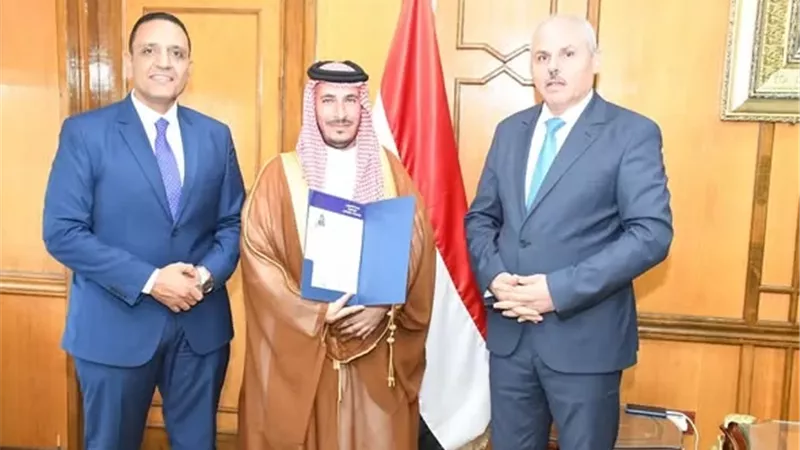 عبدالعزيز رشيد أول باحث سعوددي يحصل على ماجسنير من جامعة القناة