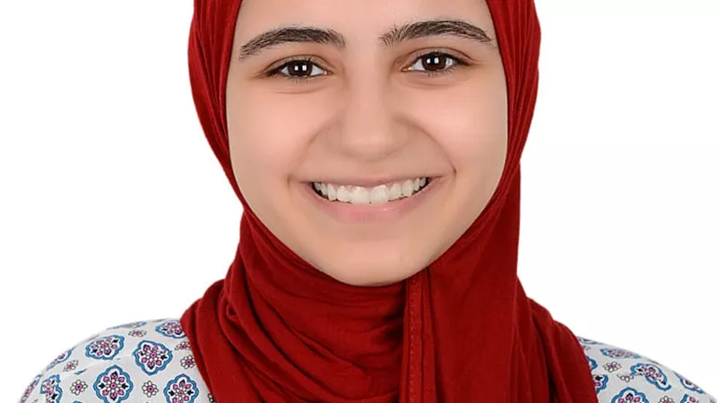 تهنئة خاصة لنجاح الاء فى الثانوية بنسبة 98.5 %