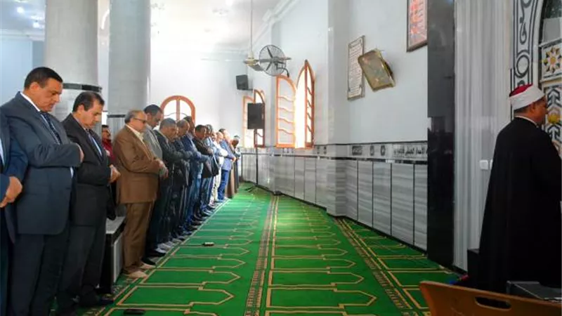 محافظ البحيرة يفتتح مسجد الغريانى بكفر الدوار.. الصور