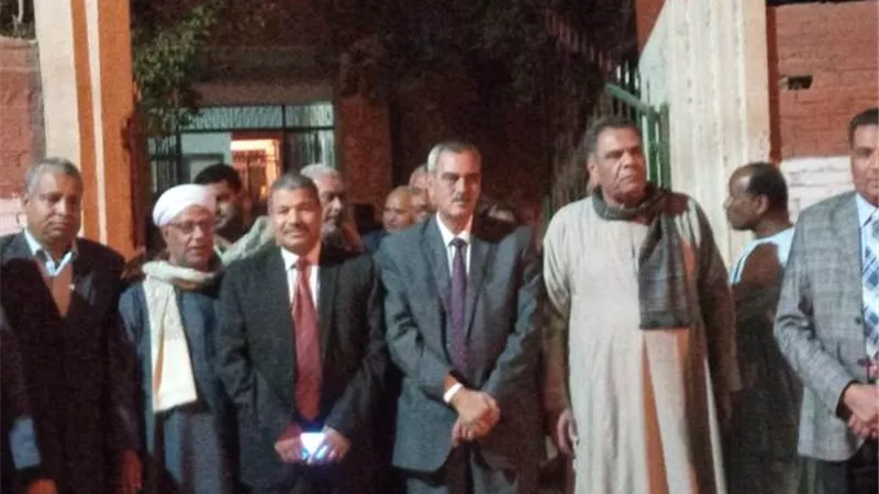 المنتدى القنائى للفكر والثقافة يناقش دور الشباب فى تحقيق التنمية .صور