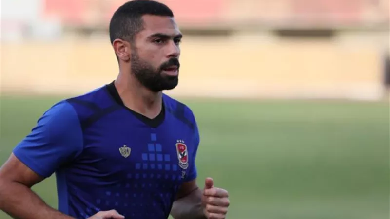 الخطيب يكشف سبب قرار أحمد فتحى بالرحيل عن الأهلى