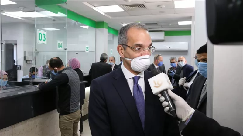 طلعت يشكر العاملين بالبريد ويدعوهم للاستعداد للمراحل التالية لصرف المعاشات