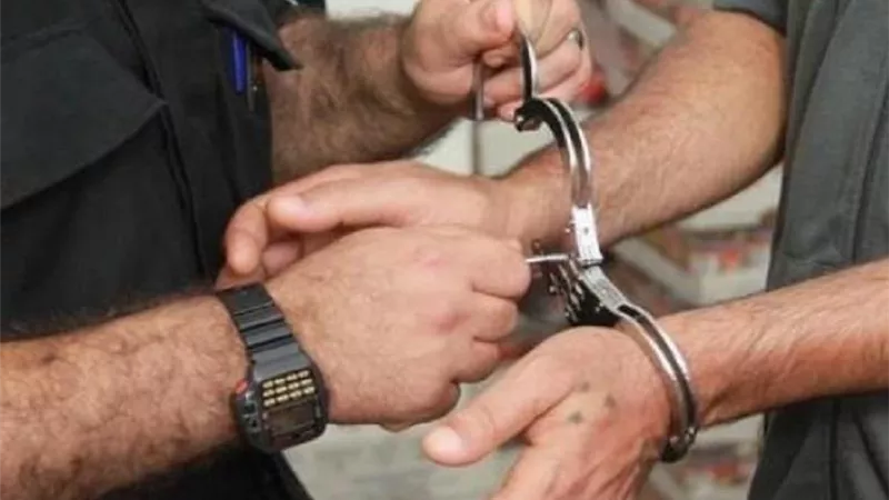 ضبط سائق وملاحقة زوجته للنصب علي ٧٠ مواطن بكفرشكر