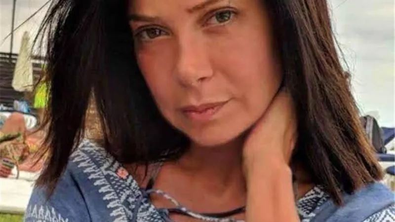 منعها من التمثيل فطلبت الانفصال .. حكاية انفصال أميرة العايدي من فنان شهير