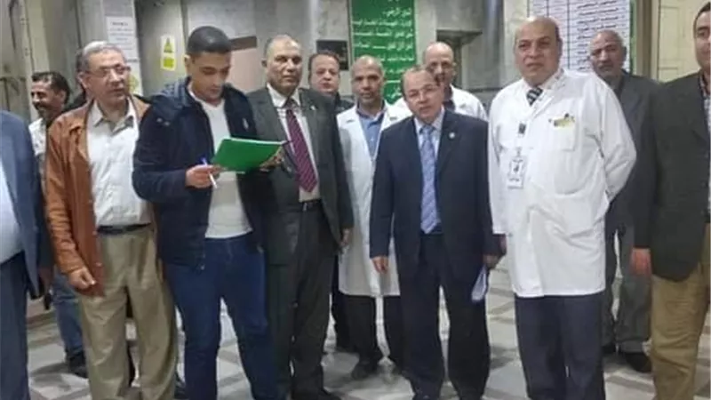 أطباء مستشفى قويسنا يستغيثون .. تلاعب بعينة أحد المرضى رغم إيجابيتها لفيروس كورونا يهدد بكارثة.. صــور