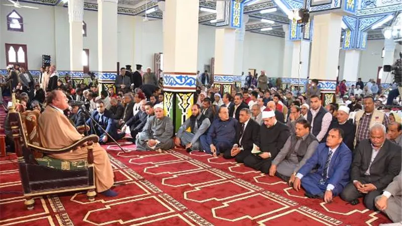وزير الاوقاف ومحافظ مطروح يفتتحا مسجد الحمرة احتفالا بالعيد القومي ..صور