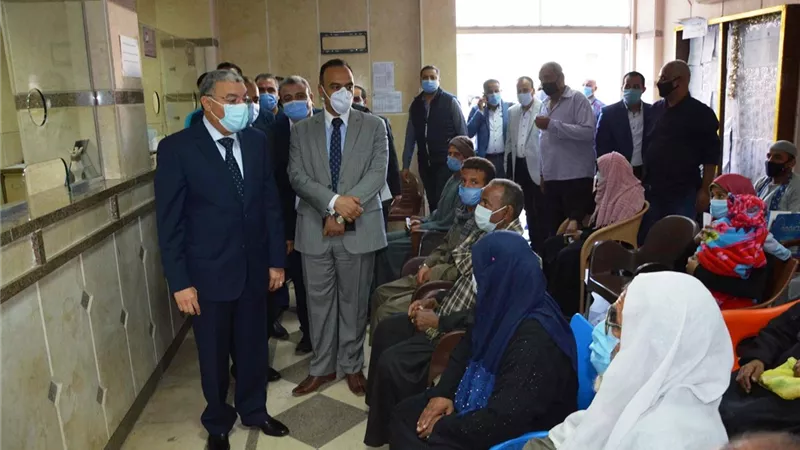سداد رسوم التصالح لعدد 140 اسرة فقيرة بالمنيا