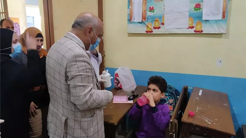 إنطلاق الحملة القومية لمكافحة الطفيليات المعوية بالغربية -صور