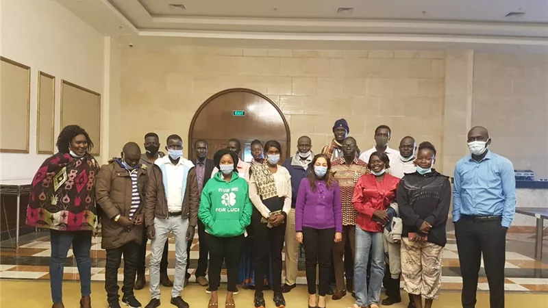 تسويق شخصية المحطات الإذاعية في أولى محاضرات دورة وزارة الدولة للإعلام لإعلاميي جنوب السودان