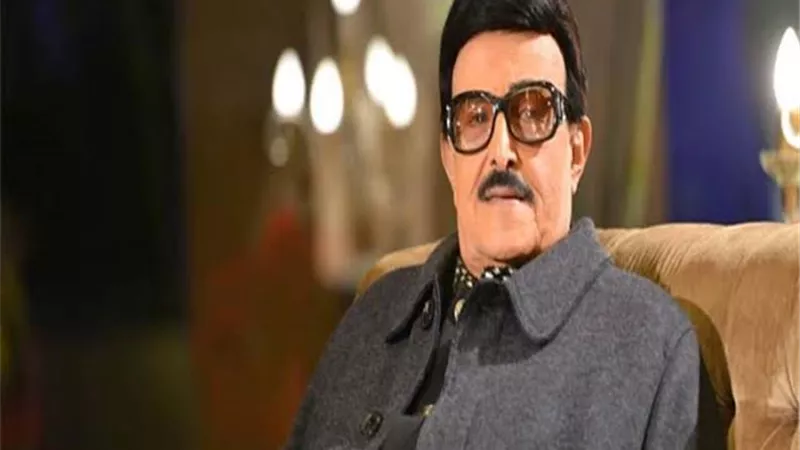 تدهور حالة الفنان سمير غانم داخل الرعاية المركزة