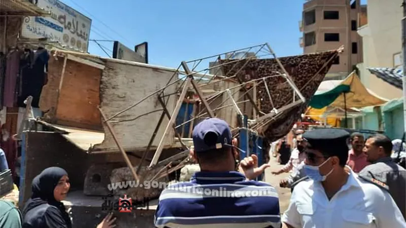 ١٥محضر إشغال و١٨ إزالة فورية فى حملة مكبرة بمنوف.. صور
