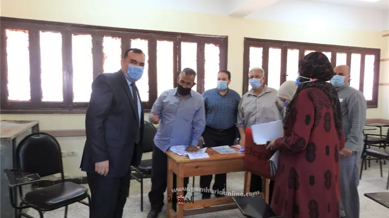 وكيل تعليم المنوفية يتابع لجنة اعتذارات الدبلوم الفني الصناعي .. صور