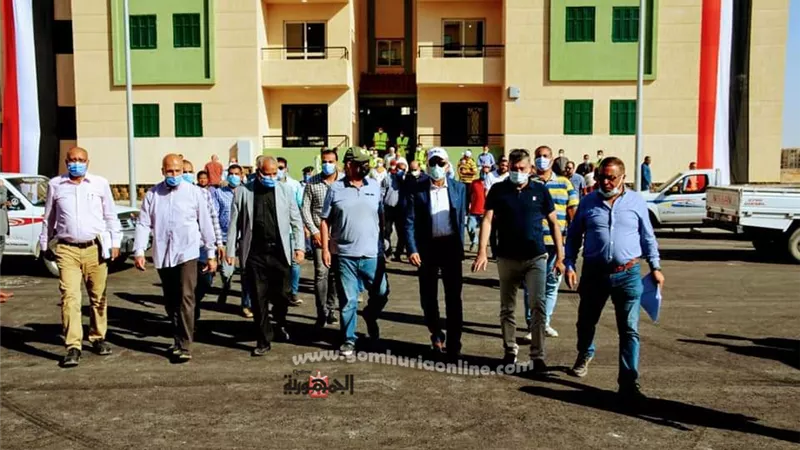 نائب رئيس هيئة المجتمعات العمرانية: لابد من الالتزام بالبرنامج الزمنى للمشروعات القومية مع تطبيق الإجراءات الاحترازية والحفاظ على العاملين