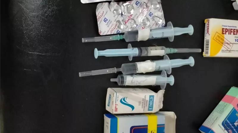 تشميع وغلق مركز طبى غير مرخص بالشرقية