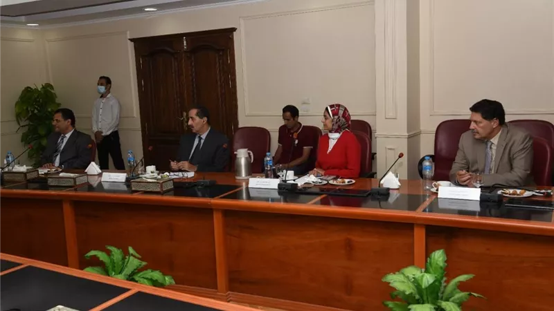 تطعيم الطلاب بجامعه مطروح قبل انطلاق العام الدراسي الجديد