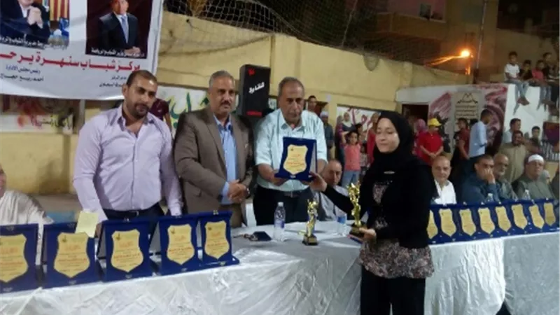 الصبروط يُكرم المتفوقين علمياً بمراكز شباب سنهرة والشرفا الغربي