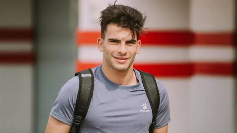 أبو العز يتسلم مهام منصبه فى معسكر برج العرب قبل لقاء الزمالك وتوسكر الكينى
