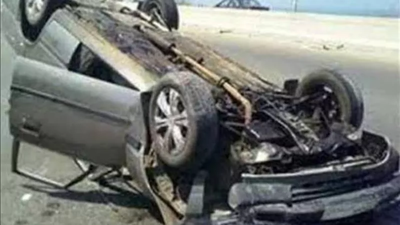 مصرع مقدم شرطة إثر تصادم سيارة ملاكى بسيارة نقل بطريق رأس غارب