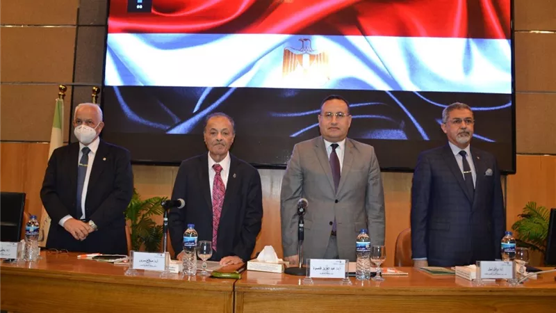 رئيس جامعة الاسكندرية يشهد افتتاح المؤتمر ال25 لجمعية الاسكندرية للصدر