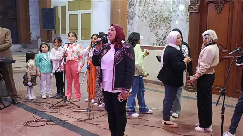 كورال أطفال قصر الثقافة يبدع في احتفالية بنادي المنيا الرياضي
