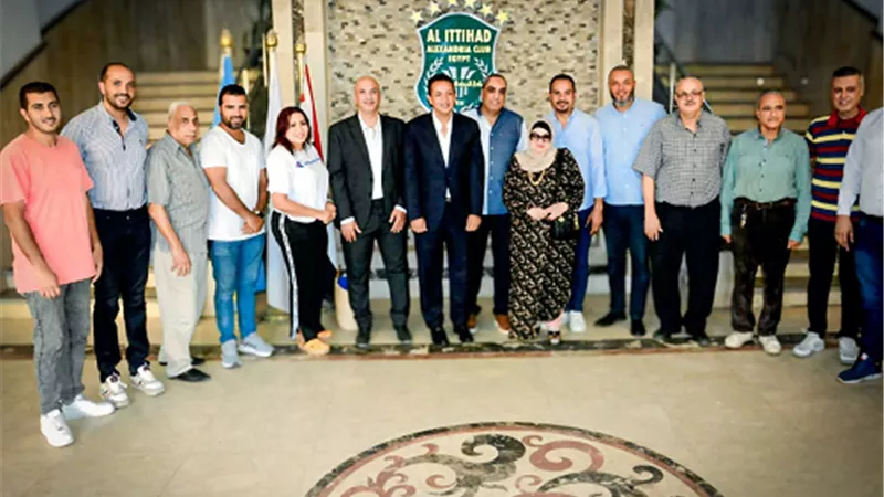 زيارة سلامة ورؤساءاللجان لموقع انشاءات الاتحاد بفرع بسموحة