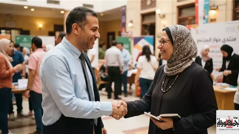 حكم مصافحة الرجل للمرأة باليد، والنظر إلى وجهها