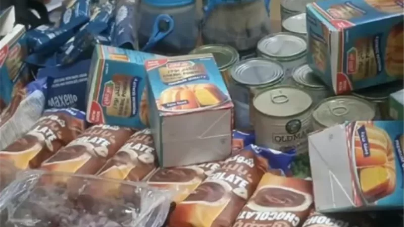 ضبط 125عبوة سلع غذائية منتهية الصلاحية فى قنا