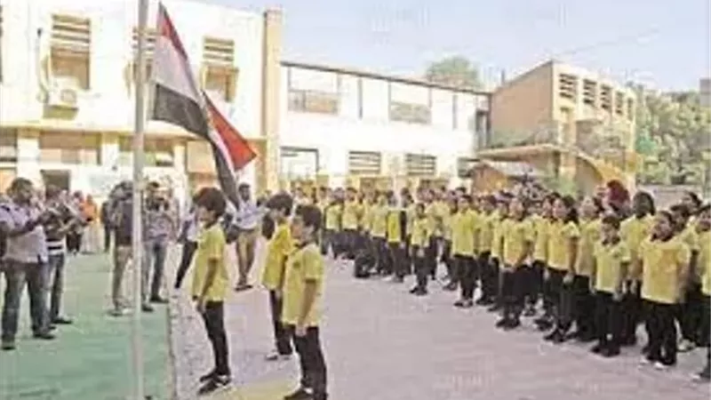 تحية الطلاب للعلم فى المدارس..ما حكمه؟