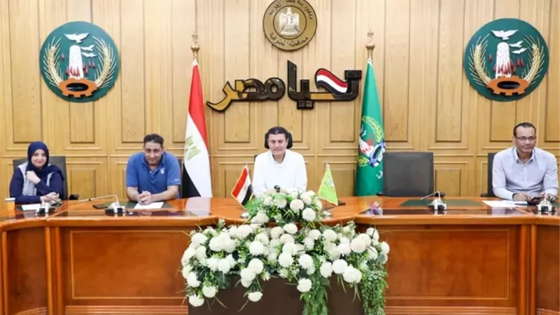اللواء عبدالله الديب يتابع التصالح في مخالفات البناء بالمنوفية