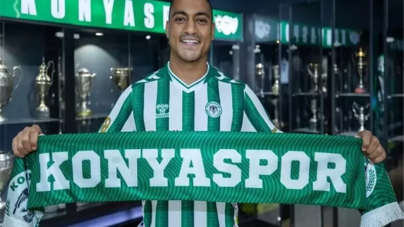 كونيا سبور يضع برنامجا خاصا لتجهيز مصطفى محمد خلال التوقف الدولى