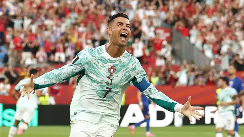 رونالدو : أتمنى الوصول للهدف 1000 مع المنتخب